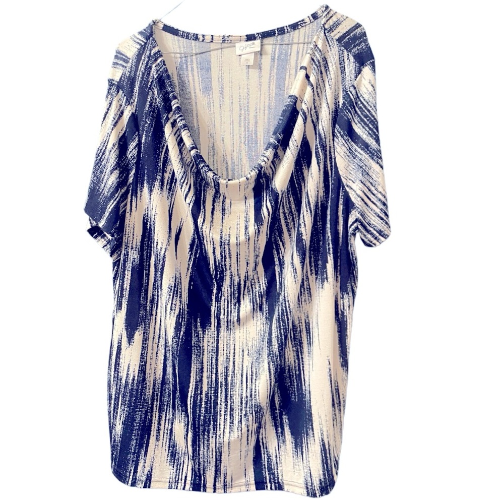 Jaclyn Smith Top
